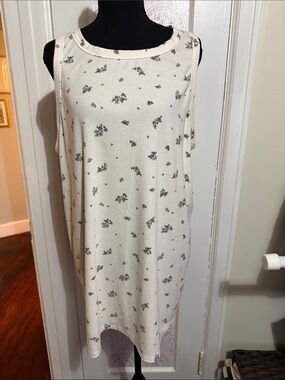 torrid Cream Floral Ribbed Tank Top